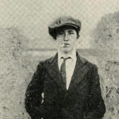 Margaret Skinnider disguised as a boy.