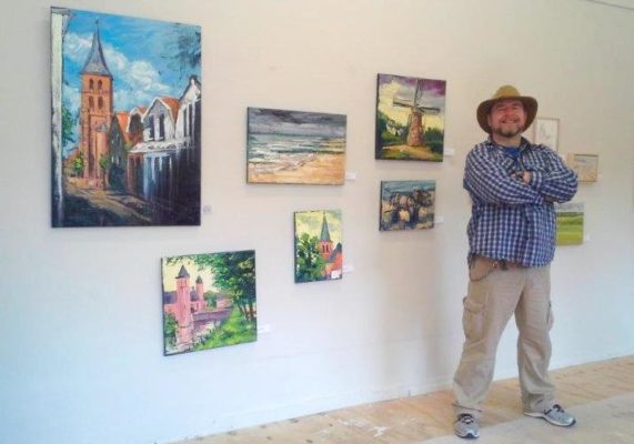 Photo of 2014 Domburg, Rod looking proud with his week's work displayed.